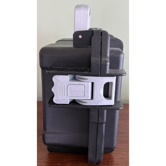 Invicta 3 Watch Slot‎ Case- Disney Mickey Mouse Limited Edition - Picture 4 of 6